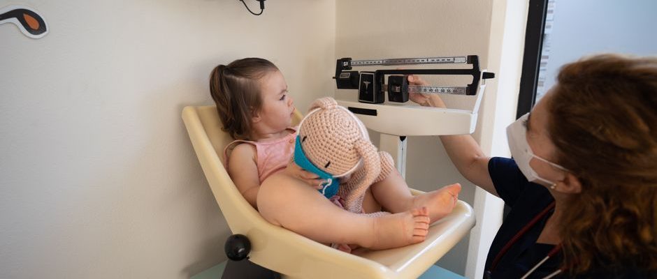 chariot de marche bébé avis pédiatre