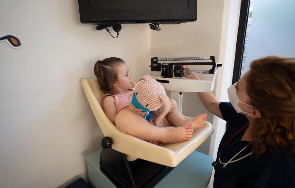 chariot de marche bébé avis pédiatre